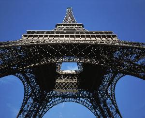 Grande réplique Tour Eiffel géante: Décoration intérieure et extérieure  originale : la Tour Eiffel géante !