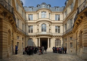 Hôtel de Beauvais, Paris