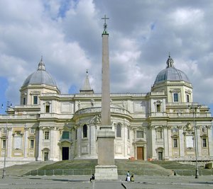 File:Santa Maria Maggiore - interior - hw.jpg - Wikipedia