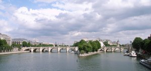 File:La samaritaine as seen from the Pont Neuf.jpg - Wikipedia