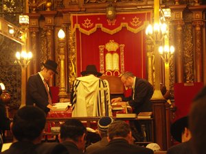 File:Sinagoga Historica.jpg - Wikipedia