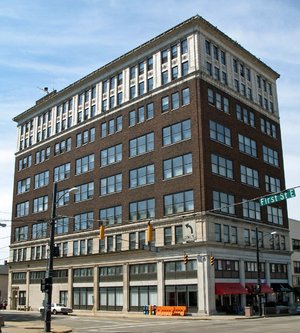 Ideal Department Store Building, Massillon