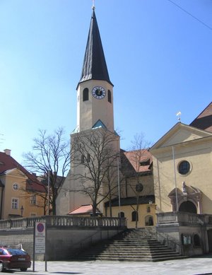 Stadtpfarrkirche Sankt Sylvester - Schwabing, München