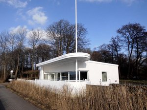 Haus Des Architekten An Der Kieler Foerde Heikendorf
